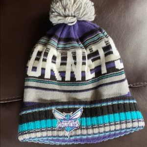 Mitchell and ness hornets winter hat
